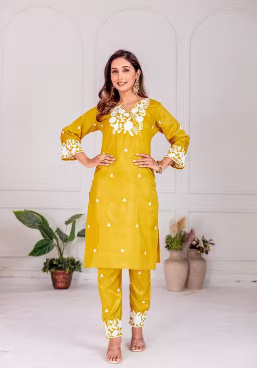 Women's Embroidered Straight Cut Top & Plazzo Set